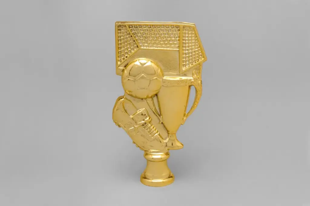 Escudeto Dorado