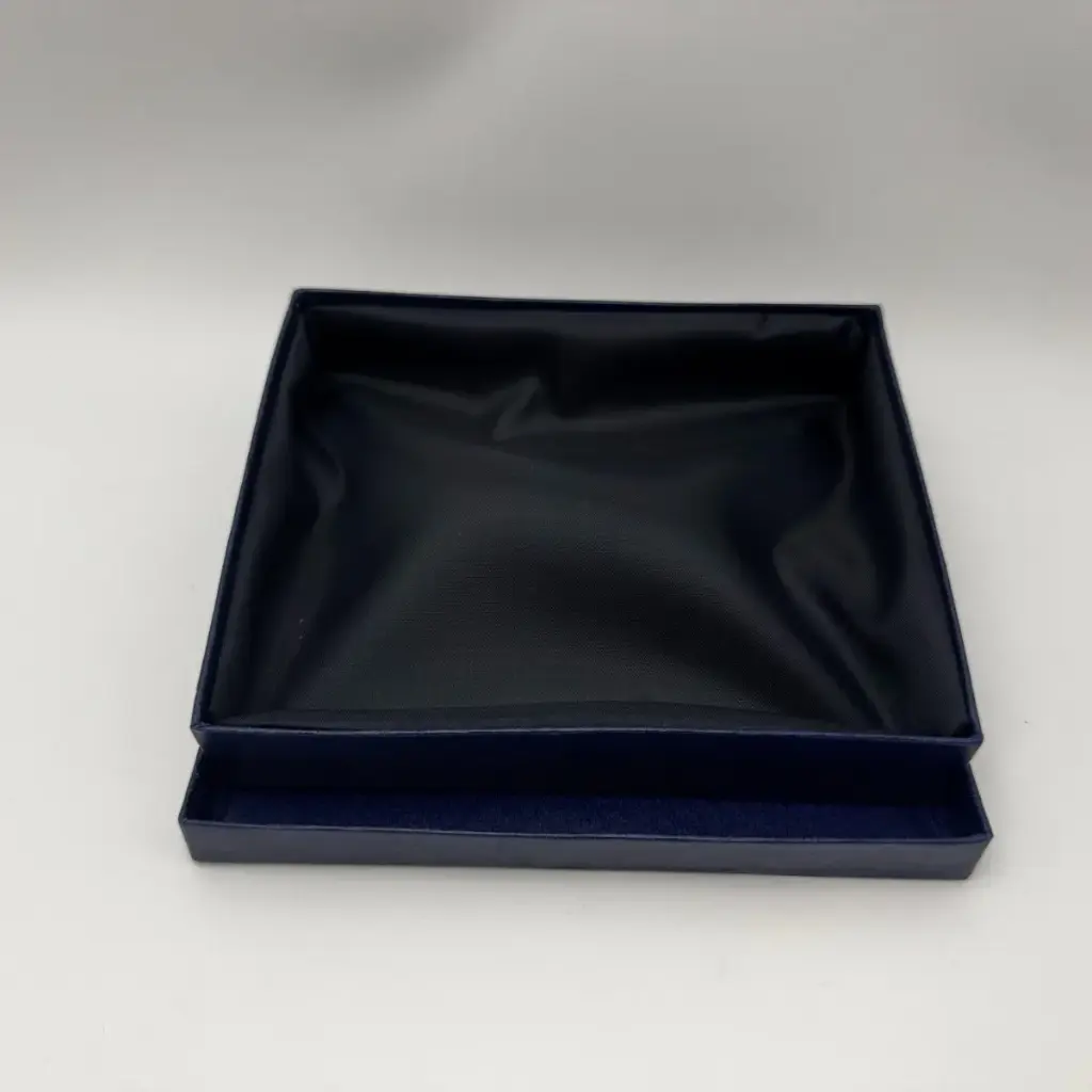 Caja Forrada 13 X 9
