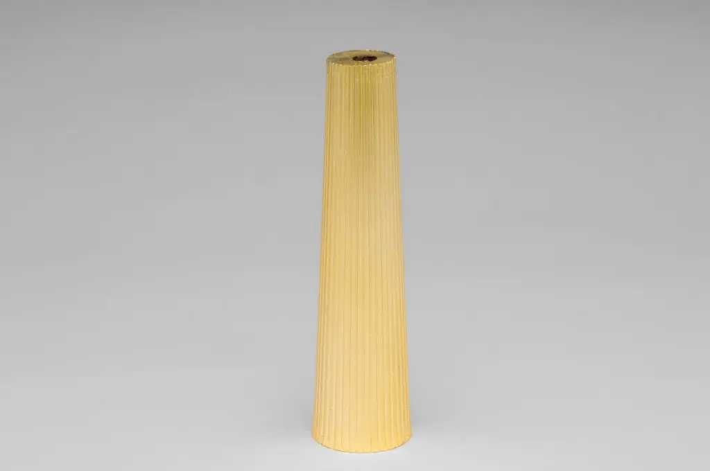 Cono Estriado Alt.15,5Cm Dorado